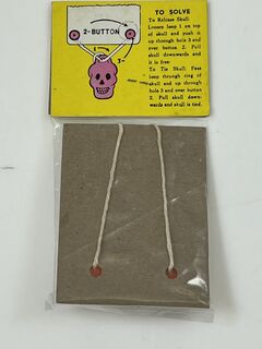 Amazing Skull Puzzle by Nadel & Sons Toy Corp.Front.jpeg
